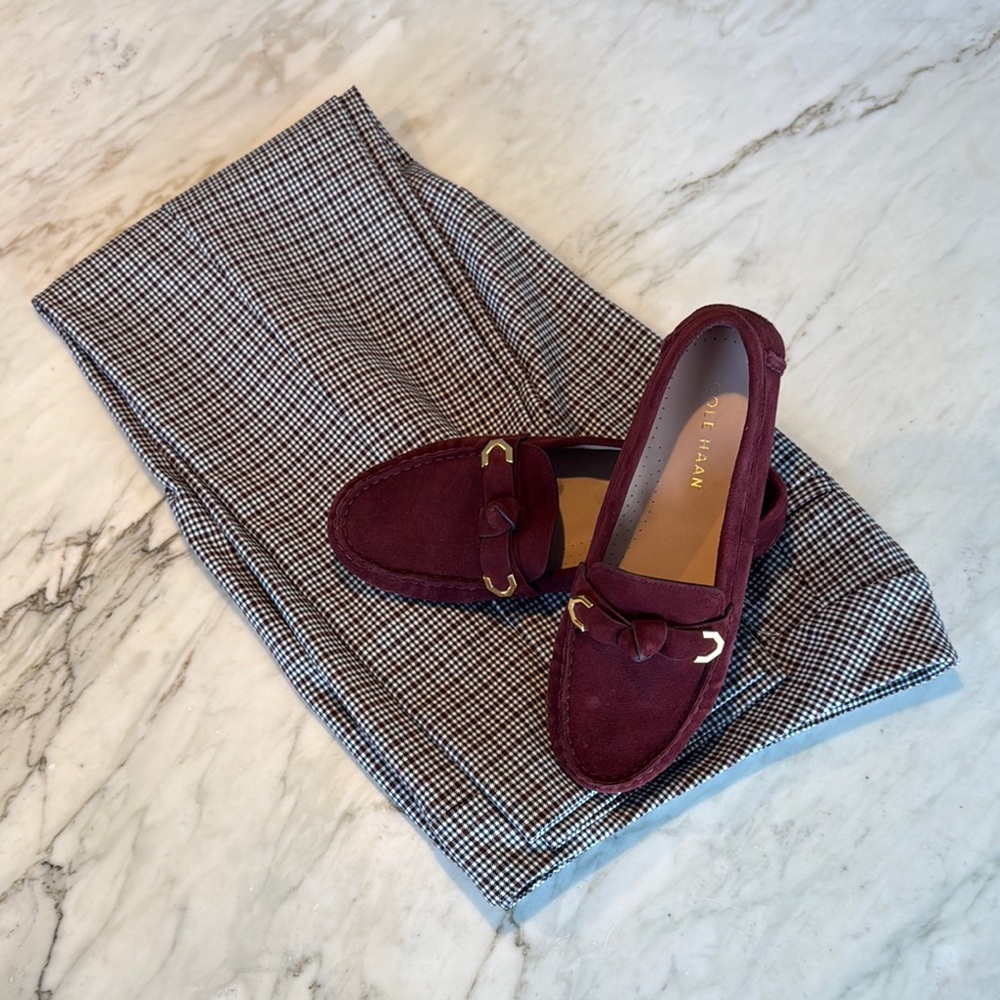 COLE HAAN BURGUNDY LOAFERS SIZE 6